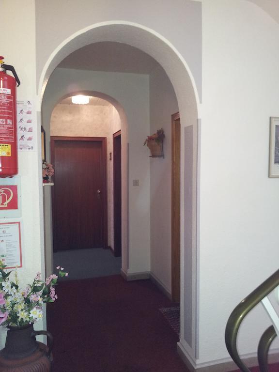 Hotel Weinhaus Am Stiftstor Treis-Karden Dış mekan fotoğraf