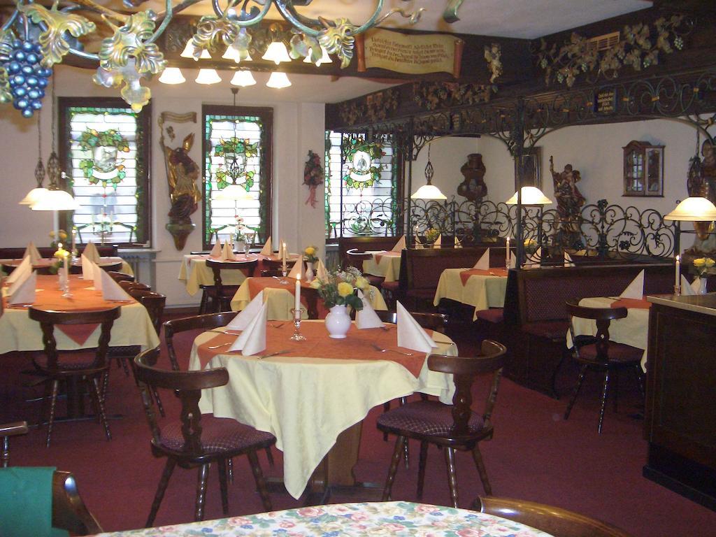 Hotel Weinhaus Am Stiftstor Treis-Karden Dış mekan fotoğraf